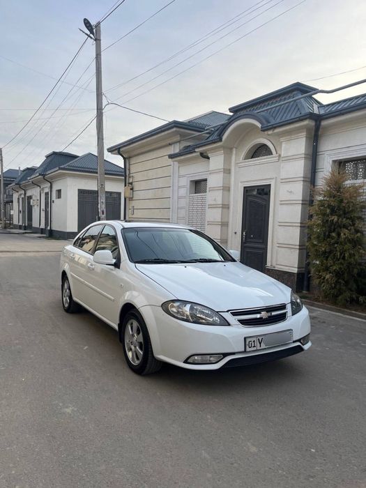 Жентра 2020-йил автомат каробка сотилади.