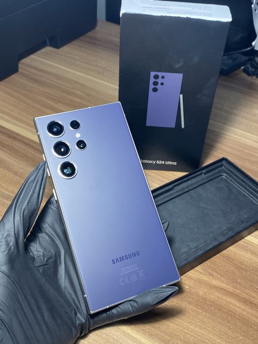 Samsung Galaxy s24 ultra • 512 GB • Titanium Violet