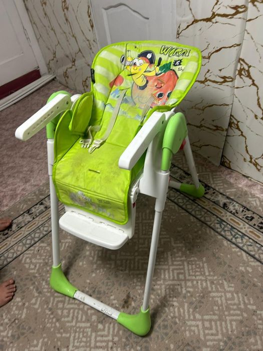 Продаю столик для кормления