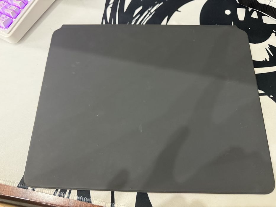 iPad pro 12.9 продам Apple Magic Keyboard для iPad 12.9 в идеале