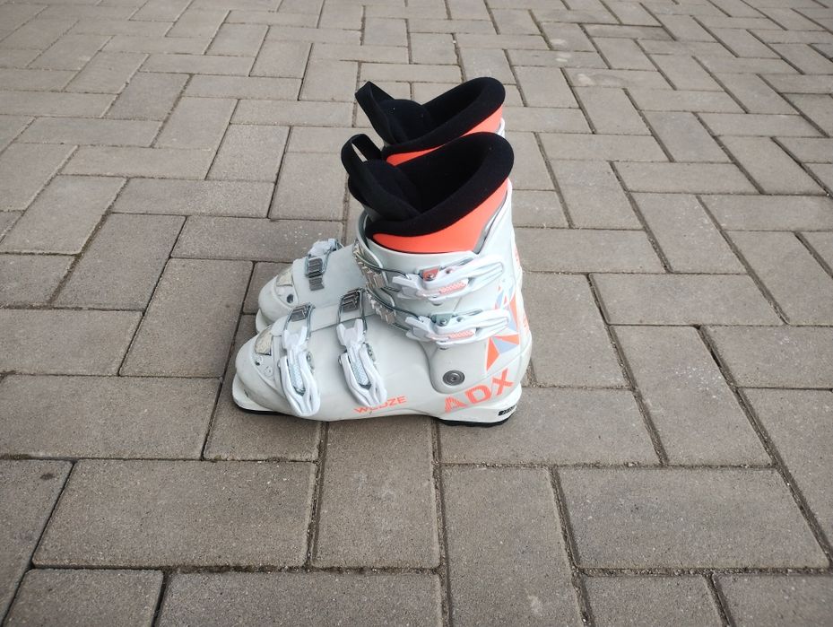 детски ски обувки wedze, размер 220-225, 268мм