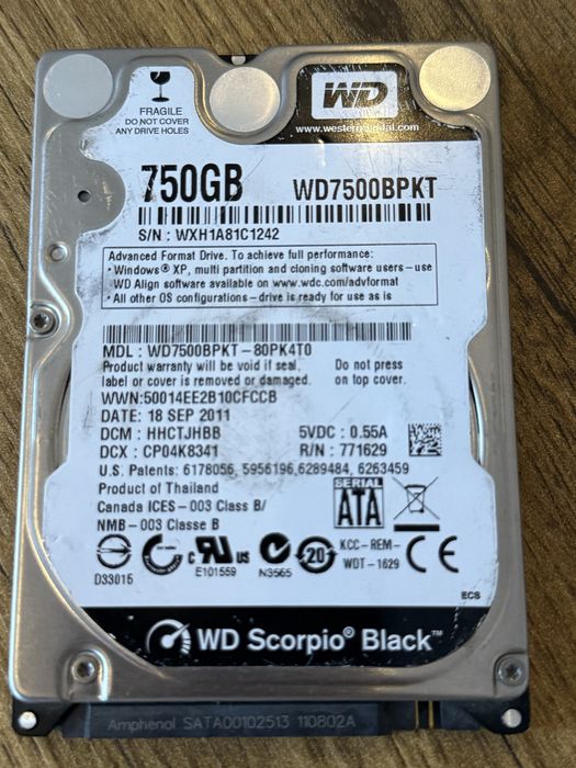 Vand HDD-uri laptop 2.5” stare foarte buna WD Scorpio Black 750 GB)