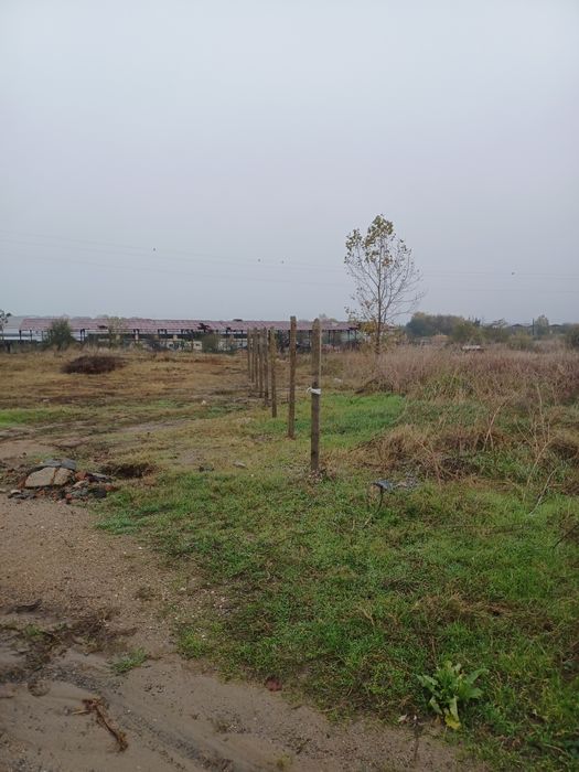 Продава се парцел в Гр.Черноморец от собствениците с площ  3200кв