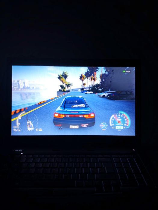 Laptop Dell Precision 6600 Upgraded (Potențial & LowBuget. 800 RON )