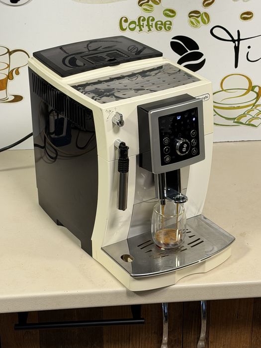 Кафемашина кафе автомат delonghi magnifica с гаранция