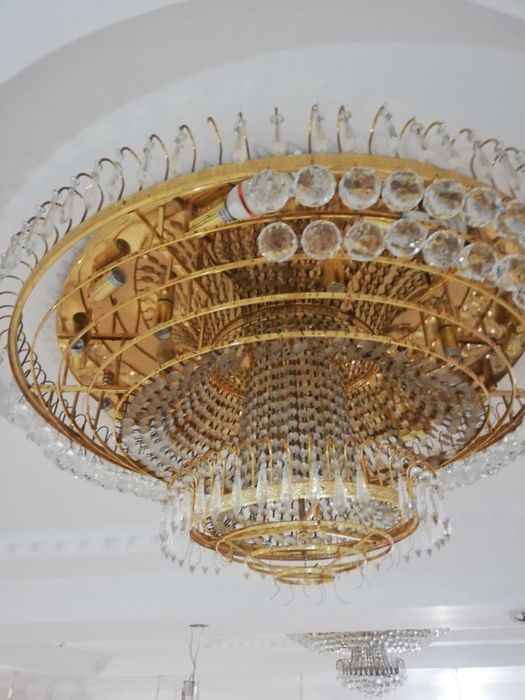 Хрустальная люстра