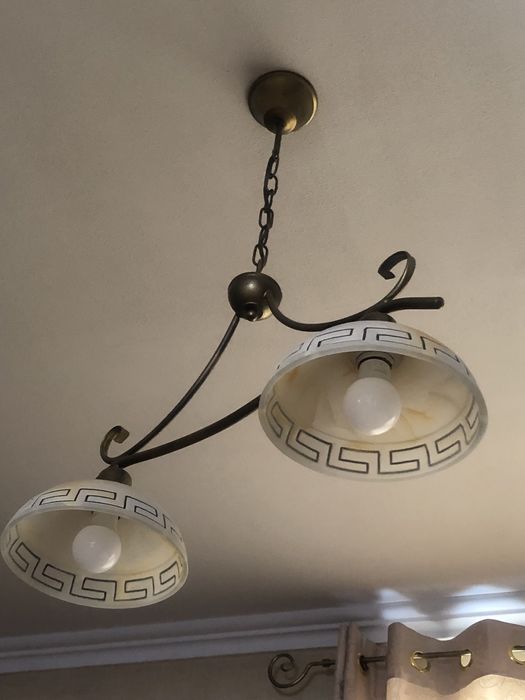 Комплект люстра и бра