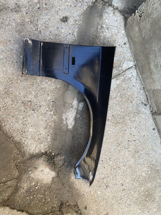 Продам крыло бмв е 36 седан