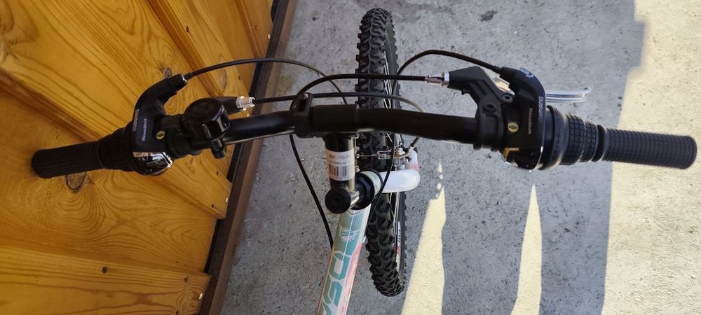 Продавам детски велосипед Sprint Calypso. 24", 18 скорости
