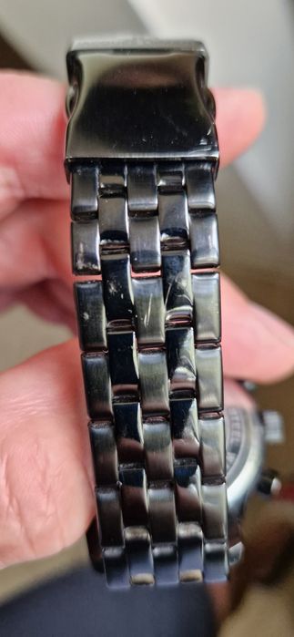 Продавам кварцов Jaques Lemans Capri 1-1605