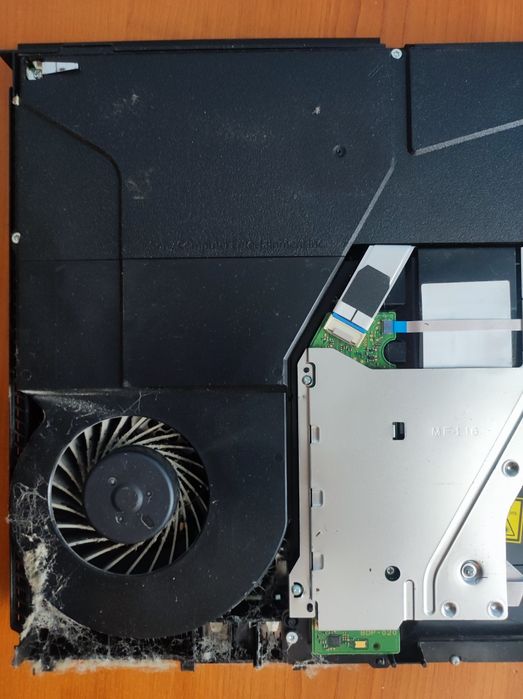 Reparatii calculatoare pc, laptop, console