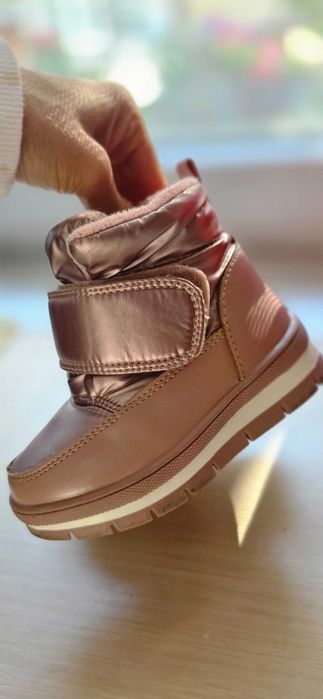 Детски ботуши 24, 22