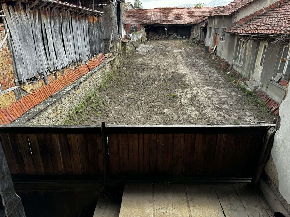 Продава се Къща в с. Орешак, Област Ловеч - 70 кв.м за 401 €/кв.м - Снимка #1