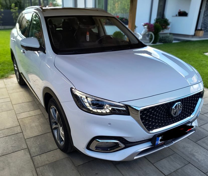 MG EHS plug-in hibrid  că nou.