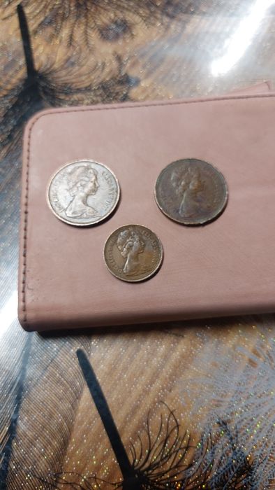 Продаване на монети