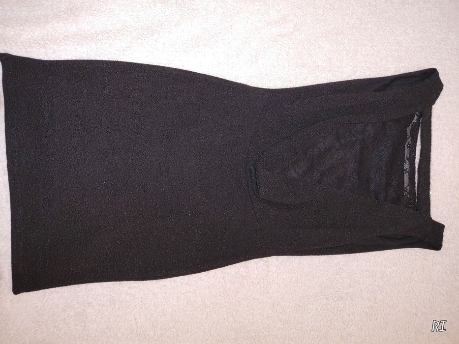 Елегантна дамска рокля