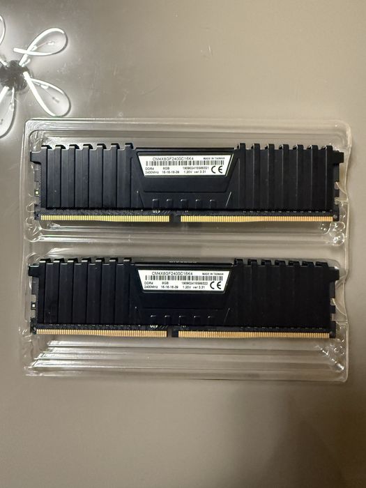 Vengeance LPX DDR4 2x8