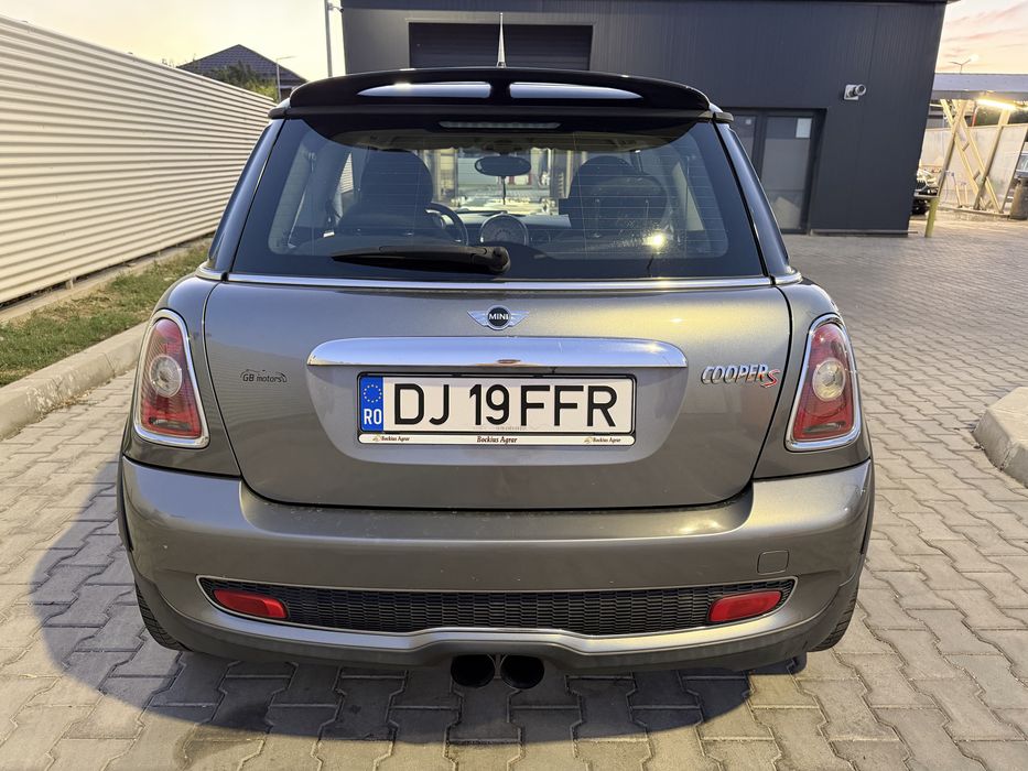 Mini cooper S  220 cp