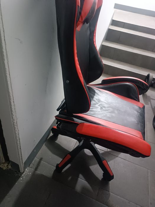 Геймерское кресло