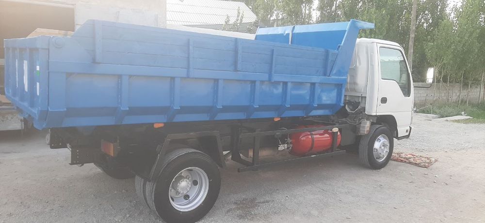 Юк ташиш хизмати