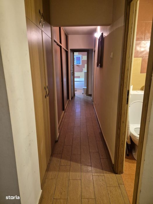 Inchiriere apart. 3 cam. decomandat , centrala pe gaz