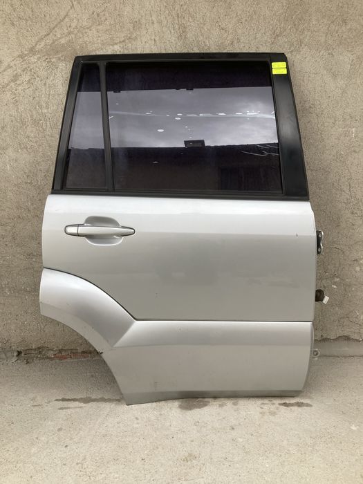 Задна дясна врата за тойота ланд крузер/land cruiser J120 03-08г