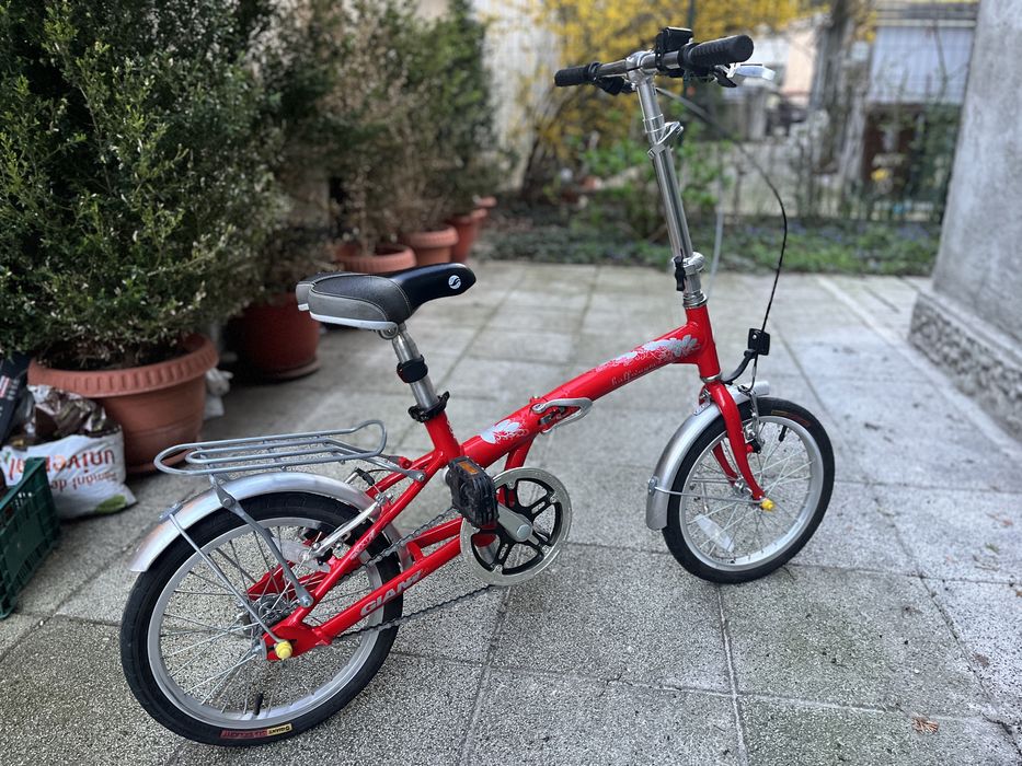 Bicicleta Pliabila Giant ideala pentru copii