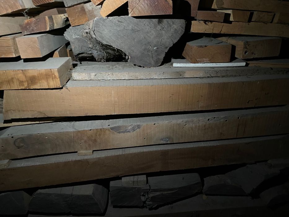 Дърво тик и орех