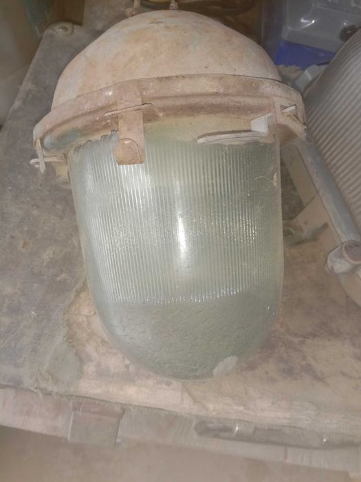 продам уличные плафоны  или для бани