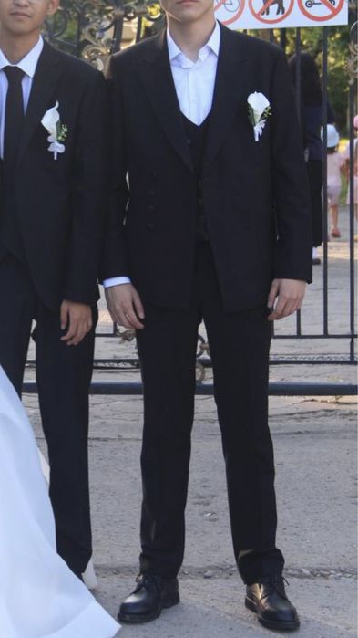 Мужской костюм.