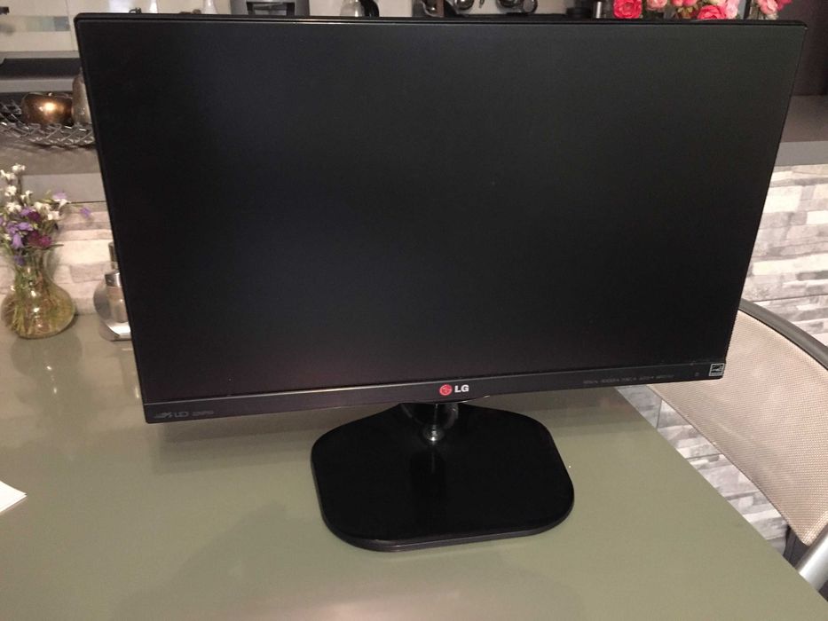 LED Монитор LG 22MP65HQ-P, дисплея: 21.5” (54.61 cm), употребяван, работещ - в отлично състояние,