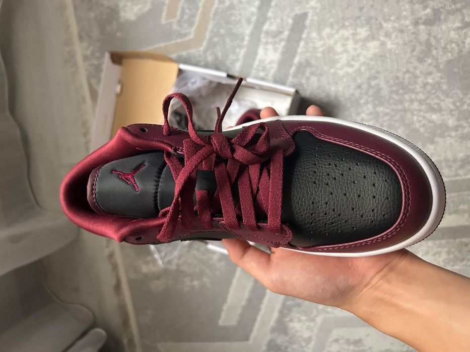 Nike dunk бордовый цвет