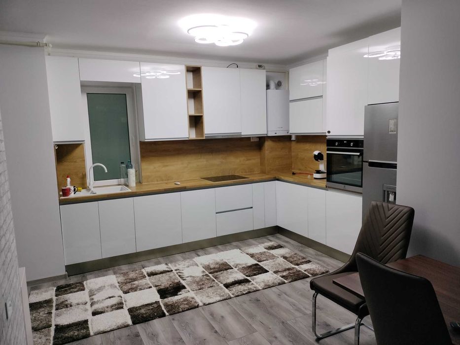 Ofer spre închiriere apartament cu o camera in Deva mobilat și utilat