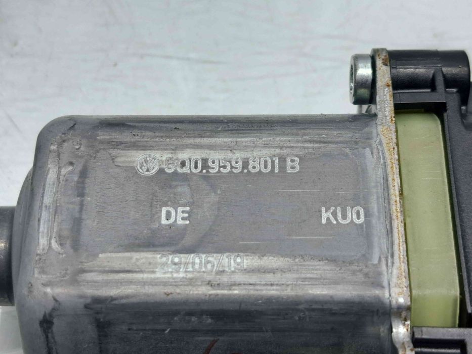 Motoras geam stanga fata Skoda Octavia 3 Combi (5E5) [Fabr 2012-prezen