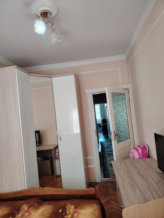 Olmazor tumani Qora qamish 2/1 da 5 xonali dom sotiladi