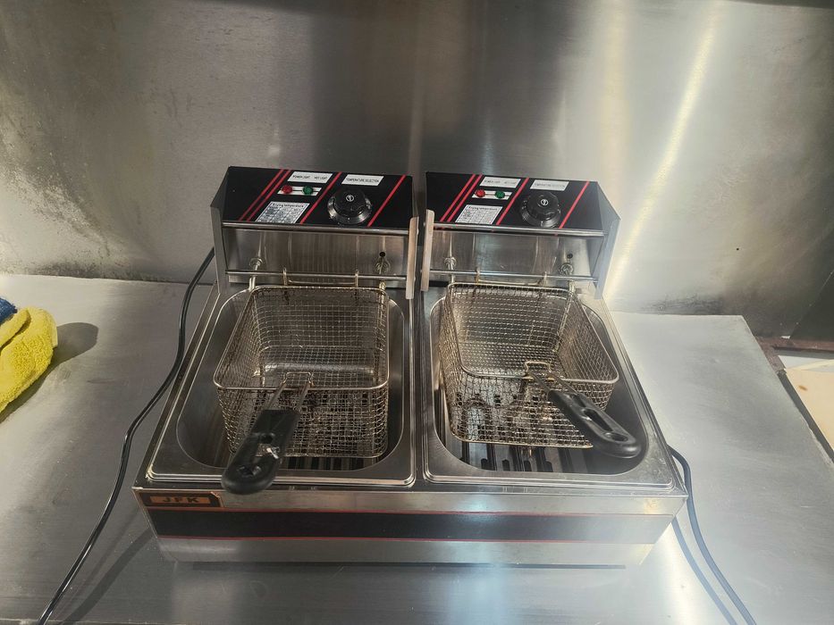 Професионален фритюрник двоен