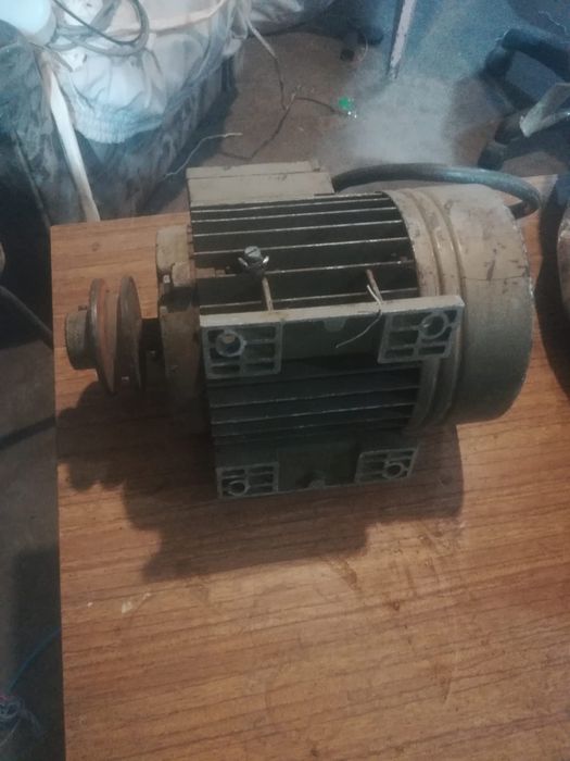 Электродвигатель