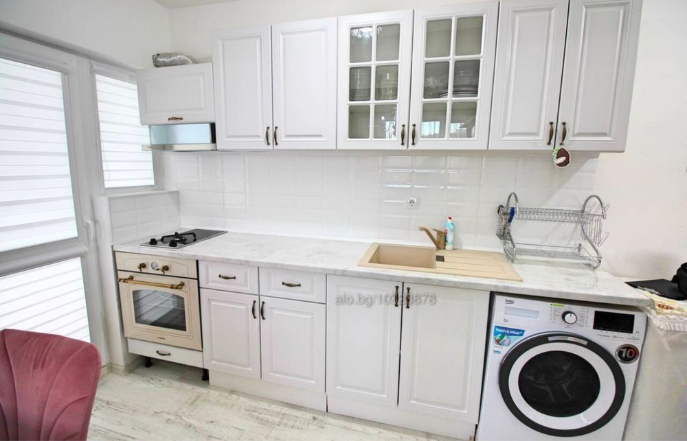 Дава се под наем Двустаен апартамент в Бургас, Зорница - 60 кв.м за 714 € - Снимка #3