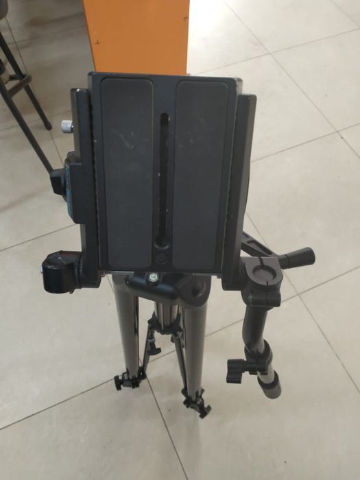 Профессинальный штатив