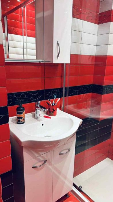 Дава се под наем Тристаен апартамент в Пловдив, Център - 90 кв.м за 750 € - Снимка #5