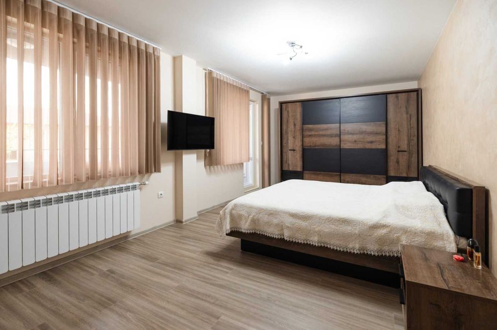 Продава се Тристаен апартамент в Пловдив, Коматевски възел - 133 кв.м за 816 €/кв.м - Снимка #5