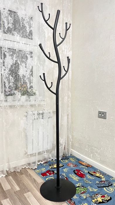 Напольная вешалка дерево