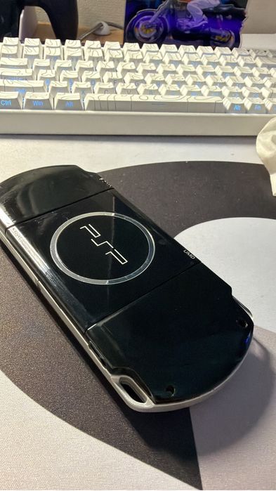 PSP Slim 3004 в отличном состоянии