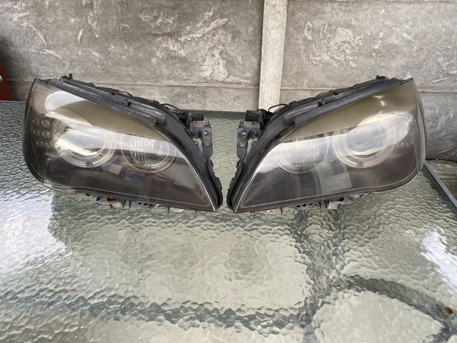 Far  St/Dr Dynamic xenon BMW seria 7 F01 F02  Pret 2500 lei bucata