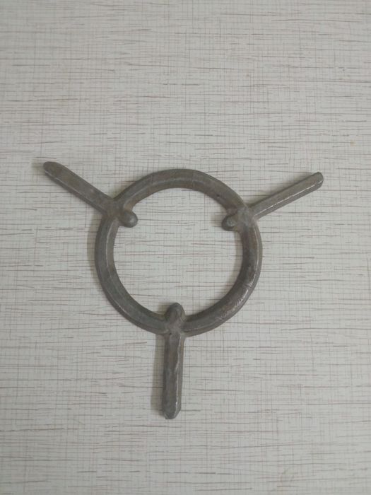 Станок закаточный, вешалка, ключи, подставка для казана