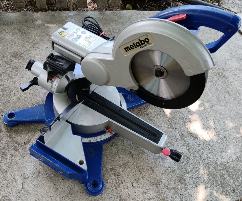 Circular pendular, culisant și unghiular, METABO KGS 255 , 1300W