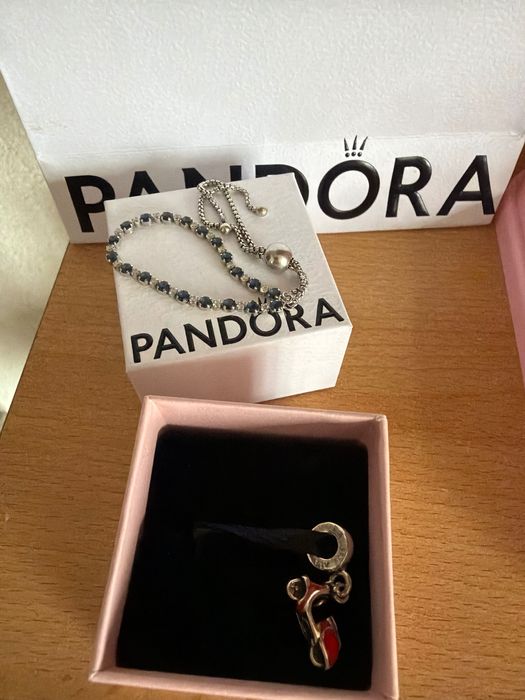 Оригинална гривна и талисман Pandora