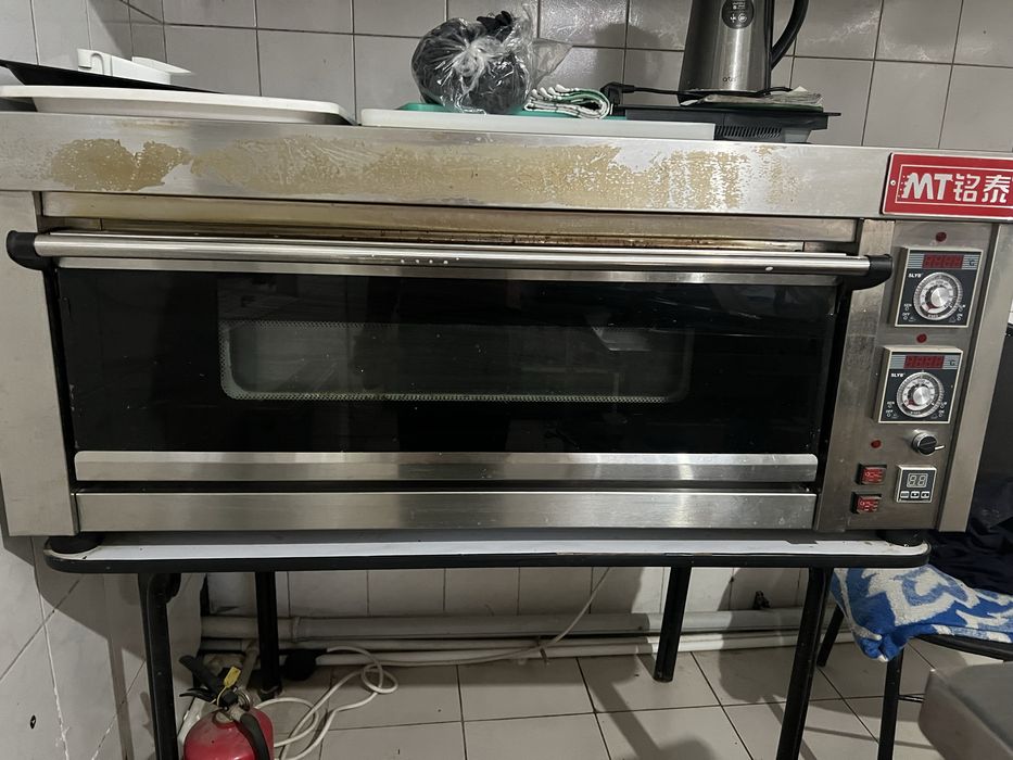 Pechka sotiladi.Katta xitoyniki.Slyb