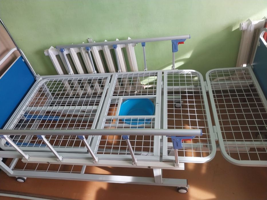 Кровать медицинская