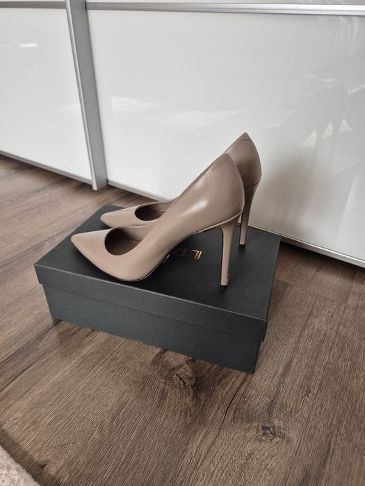 Pantofi stiletto Il Passo,marime 38, din piele